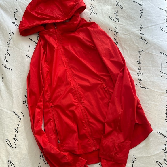 Lululemon Goal Smasher Jacket Carnation Red 6 like new - Picture 5 of 9
